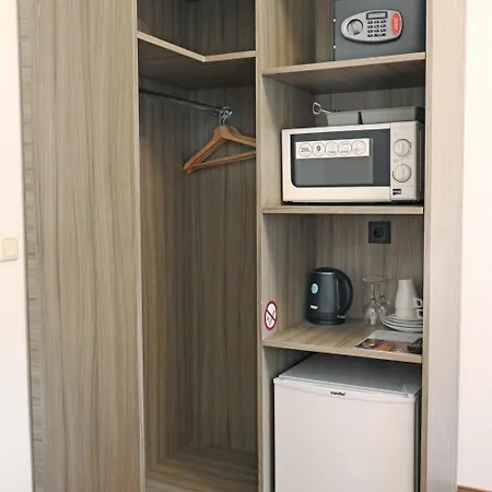 Dingdong - 3* בון